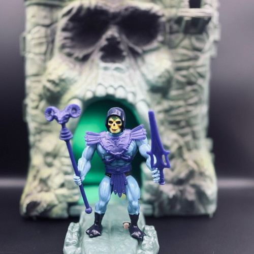 Vintage 80’s MOTU Skeletor figure like new, original Mattel