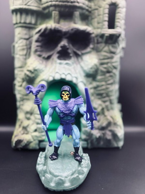 Vintage 80’s MOTU Skeletor figure like new, original Mattel