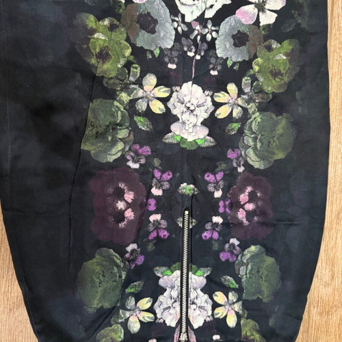 H&M pencil skirt, green floral, XS