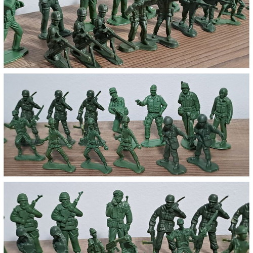 Pack of over 100 used plastic army men figures