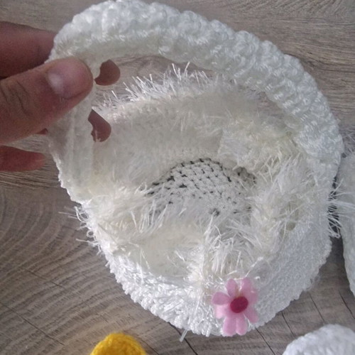 Various knitted decorations new, price for all together