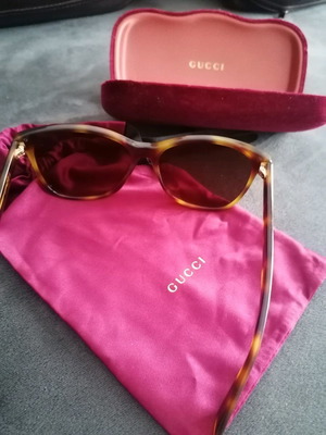Γυαλιά ηλίου Gucci σαν καινούργια