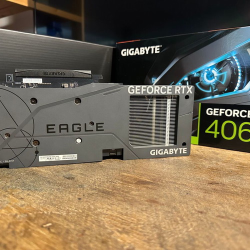 NVIDIA Gigabyte Eagle RTX 4060 8GB GDDR6 GPU like new