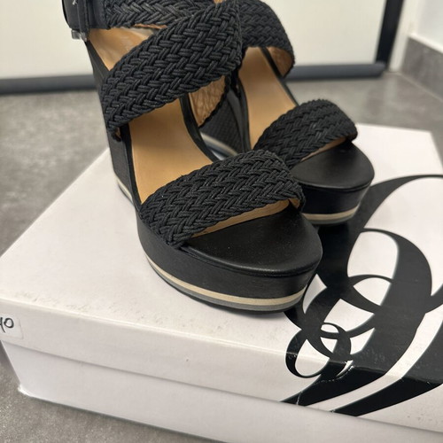 Nine West platform sandals size 37 like new black