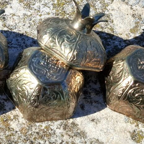 Vintage Acar decorative pomegranate-shaped boxes used, set of 3