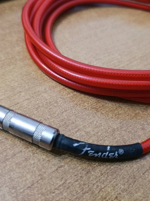 Καλώδιο οργάνου Fender Professional Series σαν καινούργιο, κόκκινο 3 μέτρα
