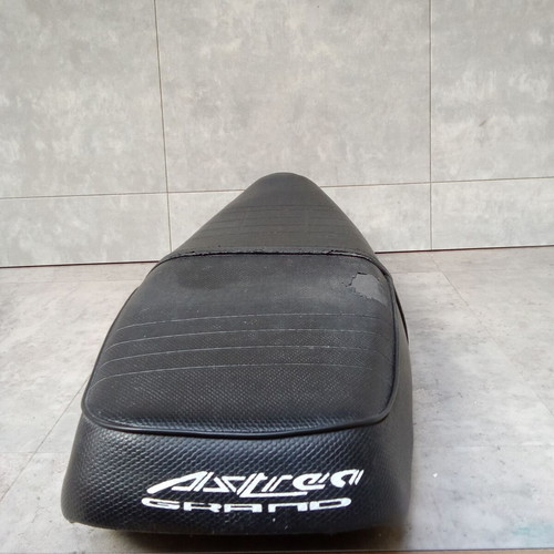 Seat replacement for Honda Astrea Grand used, 1990s model