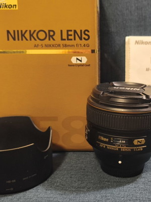 Nikkor AF-S 58/1.4G lens for Nikon FX used
