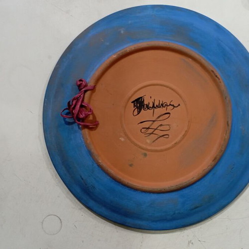 Decorative ceramic wall plate like new