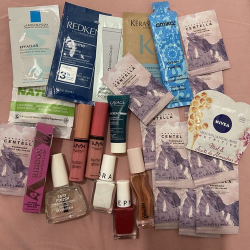 Makeup wholesale set new with Nyx, Gisou, Too Faced and Korean skincare samples