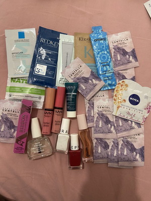 Makeup wholesale set new with Nyx, Gisou, Too Faced and Korean skincare samples