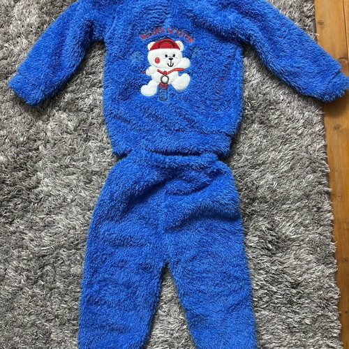 Baby fleece set 24 months like new, warm coral fleece