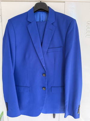 Beneto Maretti Blue Suit size 56 like new