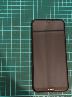 Huawei Y7 2019 DUBLXL κινητό σαν καινούργιο, μαύρο με αξεσουάρ