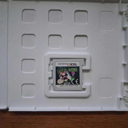 Luigi's Mansion 2 Nintendo 3DS like new