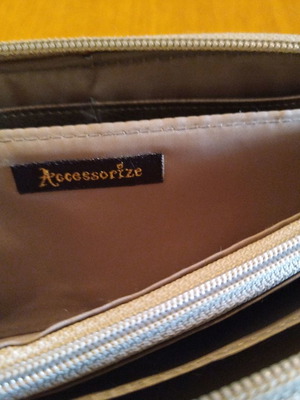 Accessorize large wallet used