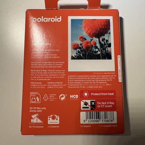 Polaroid Sonar AF 5000 instant camera with 8-frame film pack