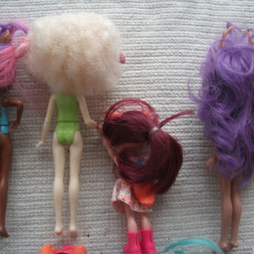 Enchantimals dolls set of 8 used, one smaller with missing clothes