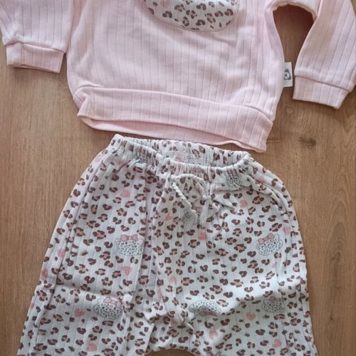 Baby clothing set for up to 12 months, 100% cotton, like new