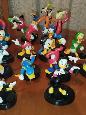 Disney DEA figures like new, pack of 14 pieces