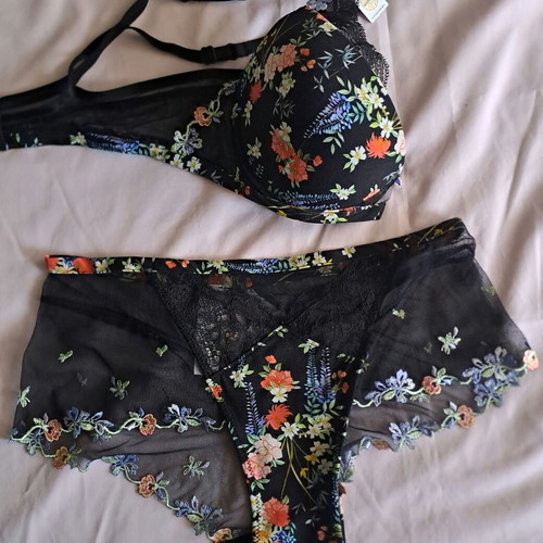 Lise Charmel lingerie set new, colorful, size M and 80B with Swarovski crystals