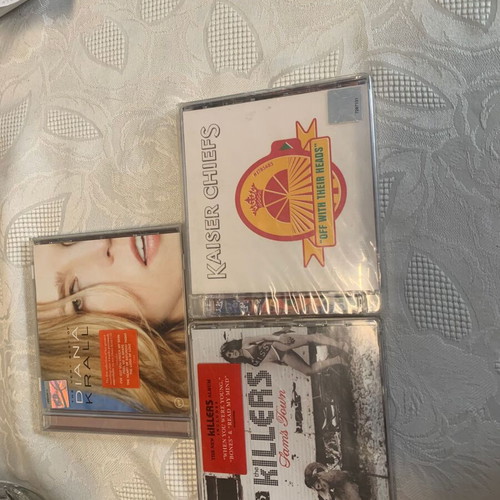 Diana Krall, The Killers, Kaiser Chiefs 3 CD pack like new, rock