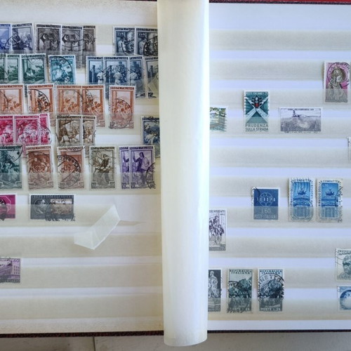 Italian Stamp Collection in 16-Page A4 Album like new