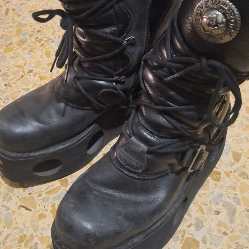 New Rock platform boots size 45, black