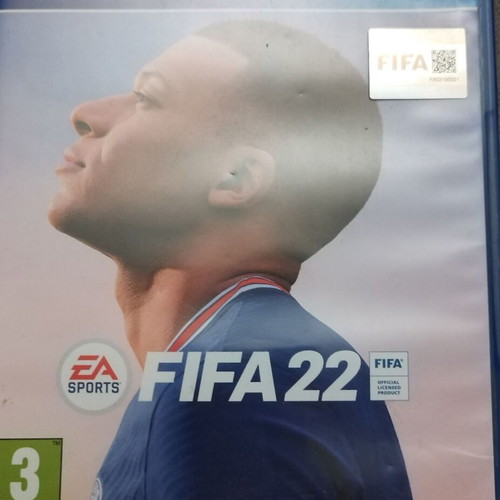 FIFA22 for Sony PS4 like new, football sports game