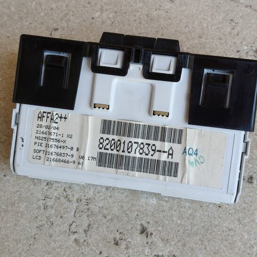 Renault Megane2 Central Console Display used, dashboard screen