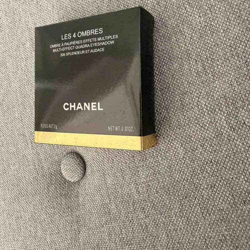 Chanel eyeshadow palette 301 new with compact and velvet case