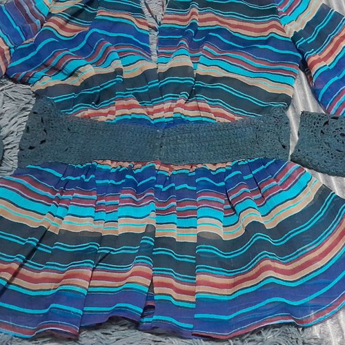 Modern blouse new with handmade knit at waist and sleeves size M