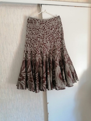 Vintage skirt Ventilo La Colline, new, 100% cotton floral pattern