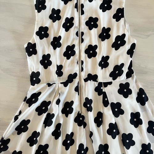 Mini dress used white with black flowers size Large