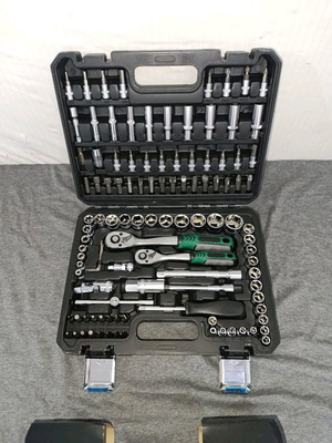 Tool set 108 pieces 3/8-1/4 new