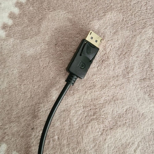 Hdmi to DisplayPort converter used, good condition