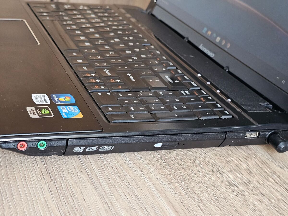 Lenovo laptop G560 used, 15.6 inch,… - € 65,00 - Vendora.cy