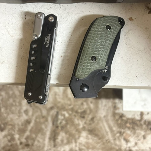 Pentagon multitool and Fox khaki folding knife like new