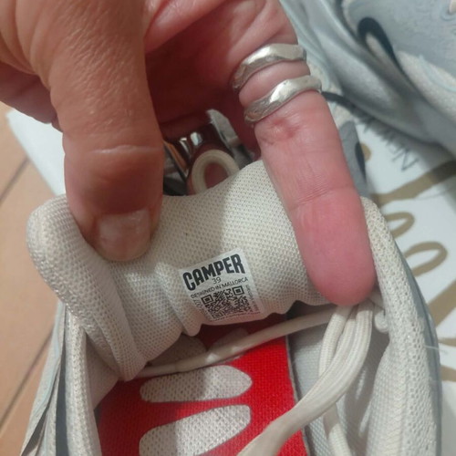 Camper athletic shoes like new, size 39