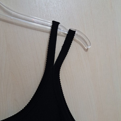 Women's tank top black with pink sequin R like new, size M