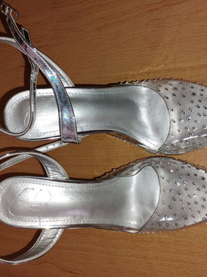 Shoe with transparency and silver rhinestones new