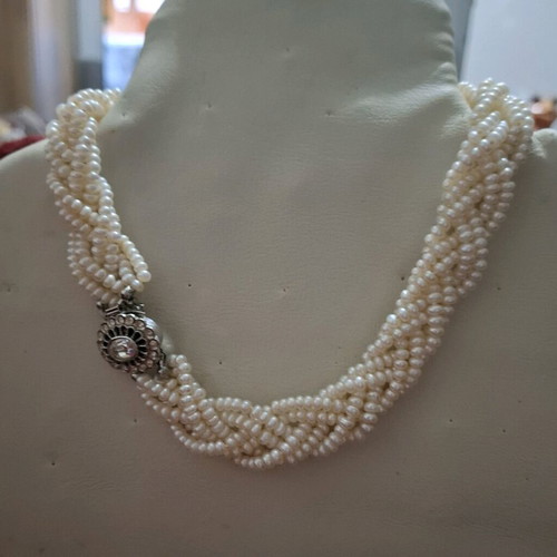 Yashica Pearls chocker with fresh water pearl pendant, new