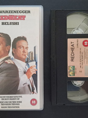 Red Heat VHS like new, action comedy adventure