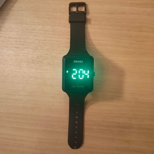 Skmei LED Watch 1541 like new, unisex, black