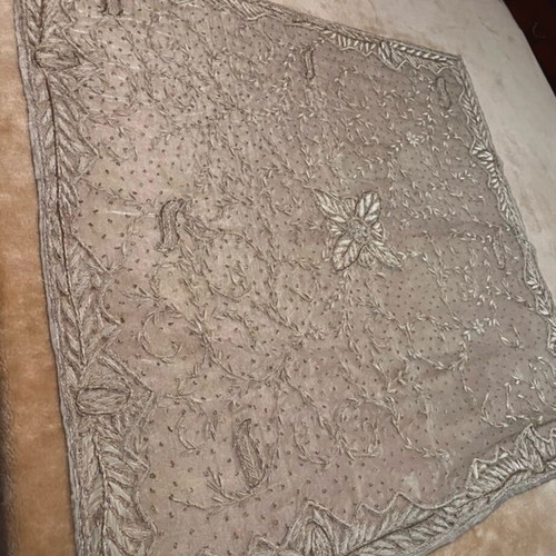 Silk embroidered tablecloth new 100x100