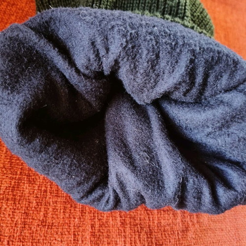 Wool full face army green hat like new