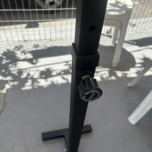 Bar without uprights