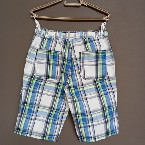 Here+There C&A Teen Cargo Bermuda Shorts like new, plaid white and blue