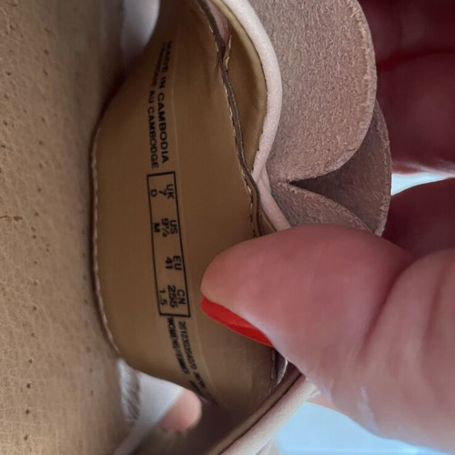 Clarks women's leather sandals with flower, beige nude, size 41