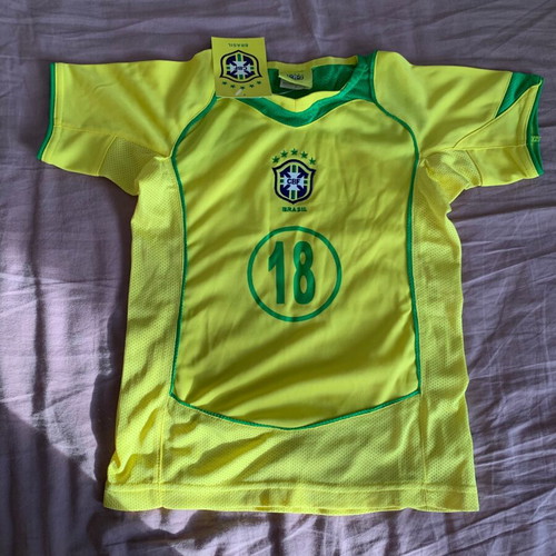 Brasil football jersey new for ages 4-6